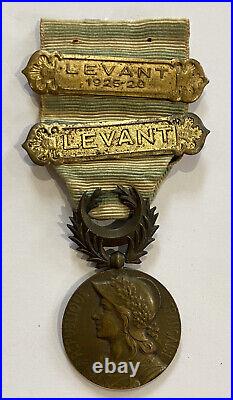 Militaria France Medaille Du Levant @ Agrafe Levant Et Levant 1925 / 1926