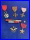 Militaria-Lot-Medailles-Francaises-Et-USA-Ww2-Insigne-Pilote-Avion-01-srob