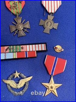 Militaria Lot Medailles Francaises Et USA Ww2 Insigne Pilote Avion