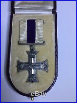 Military Cross George V (GB) argent 1914-1918 dans son Ecrin