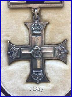 Military Cross George V (GB) argent 1914-1918 dans son Ecrin