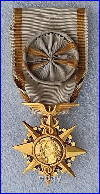 OFFICIER ORDRE DU MERITE COMMERCIAL medaille