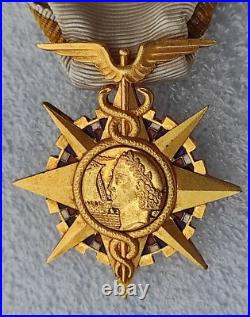 OFFICIER ORDRE DU MERITE COMMERCIAL medaille