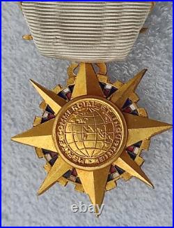 OFFICIER ORDRE DU MERITE COMMERCIAL medaille