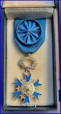 ONM Médaille Officier en vermeil Ordre National du Mérite ordonnance ORIGINAL