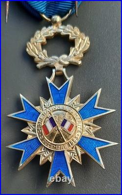 ONM Médaille Officier en vermeil Ordre National du Mérite ordonnance ORIGINAL