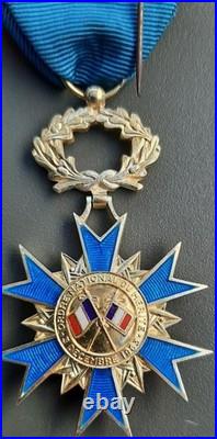 ONM Médaille Officier en vermeil Ordre National du Mérite ordonnance ORIGINAL