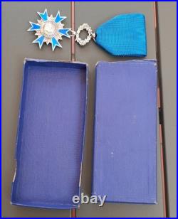 ONM argent massif 1963 Ordre National du Mérite France Chevalier boite ORIGINAL ONM argent massif 1963 Ordre National du Mérite France Chevalier boite ORIGINAL