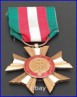 ORDRE NATIONAL MALGACHE P. B20gr Tbe SUPERBE MEDAILLE MADAGASCAR avec son ruban