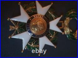 Or 18k poids 36 g Medaille Legion D Honneur 3 e Republique En Or Tete D Aigle
