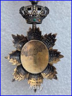 Ordre Royal du Cambodge, étoile d'officier en vermeil, repercée, éclat d'émail