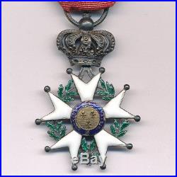 Ordre de la Légion dhonneur chevalier demie taille restauration