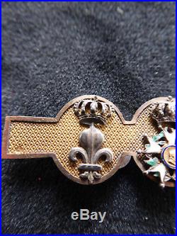 Ordre du Lys Ordre de la Légion d honneur Restauration Barrette OR