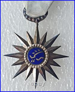 Ordre du Mérite Militaire de la Fédération Tai, Chevalier, bronze arg. Et émail