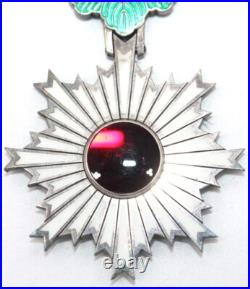 Ordre soleil levant 6ème classe Japon / Japanese order of the rising sun 6th
