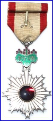 Ordre soleil levant 6ème classe Japon / Japanese order of the rising sun 6th
