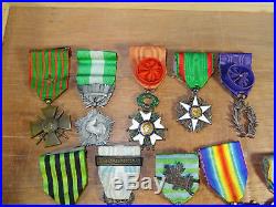 Placard de décorations médailles militaires 3 é république et début XXéme