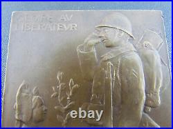 Plaque En Bronze Commémorative De 14-18 Signée Hansi Gloire Au Libérateur
