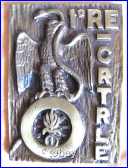 Plaque en bronze Légion Étrangère 1 RE. CRTRLE CSP 446,6 grammes