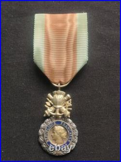 RARE MÉDAILLE MILITAIRE 3ème RÉPUBLIQUE, 1870 Type 2 MODÈLE À ANNEAU MOBILE