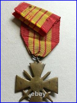 Rare Croix de Guerre modèle de pénurie dit de Londres Revers Artisanal WW2