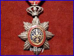 Rare Médaille Chevalier Ordre Royal Du Cambodge A Croix Sommitale / Ruban Ancien