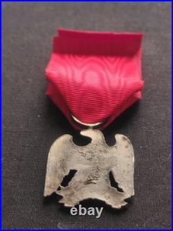 Rare Médaille De Vétérans Débris De L'empire Aigle Premier Empire Napoléon