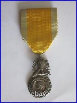 Rare Medaille Militaire 1870 Modele Biface Aux Canons Ou Cuirasse