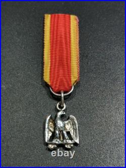 Rare Médaille Vétérans DÉBRIS DE L'EMPIRE Aigle Empire Napoléon Réduction Argent