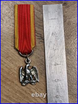 Rare Médaille Vétérans DÉBRIS DE L'EMPIRE Aigle Empire Napoléon Réduction Argent