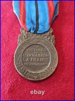 Rare Médaille aux Victimes de l'invasion WW1 1914 18 Guerre French medal War
