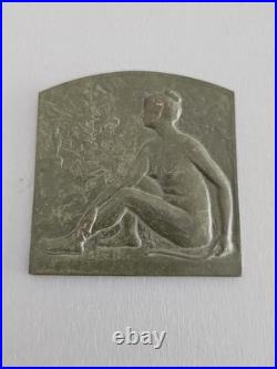 Rare plaquette Tirs Gastinne-Renette Femme tireuse Art déco 150 g