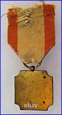 Relique Médaille 1870 ou 1914 Ambulanciers Brancardiers Seine Paris Croix Rouge