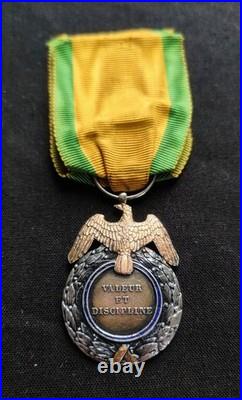 SUPERBE + RARE MÉDAILLE MILITAIRE 1er TYPE PREMIER TYPE, 2 EMPIRE LOUIS NAPOLÉON