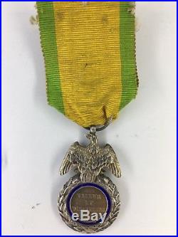 Second Empire Médaille Militaire Monobloc Ailes Décollées BARRE A1