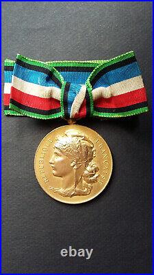 Société des Vétérans 1870-71. Médaille commémorative en cuivre doré, attribuée