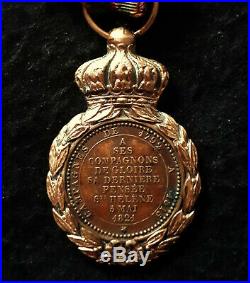 Splendide médaille de Sainte-Hélène façon bijoutier avec son ruban d'origine
