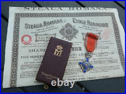 Super croix de chevalier de l'ordre de l'étoile Roumanie avec sa boite Carol II