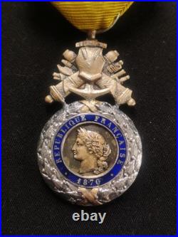 Superbe Et Rare Médaille Militaire Dite De Versailles, Des Versaillais, Monobloc