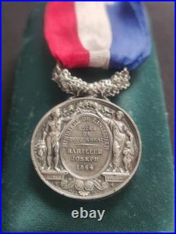 Superbe Médaille Attribuée 1864 Napoléon III Actes Dévouement 2nd Empire Barre