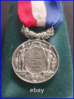 Superbe Médaille Attribuée 1864 Napoléon III Actes Dévouement 2nd Empire Barre
