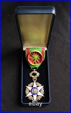 Superbe Médaille Officier Mérite Agricole 1883 République Française Avec Ecrin