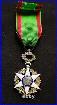 Superbe Médaille Officier Mérite Agricole 1883 République Française Avec Ecrin
