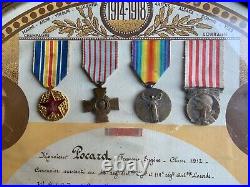 Tableau d'un ensemble de médailles militaire canonnier 1914 1918