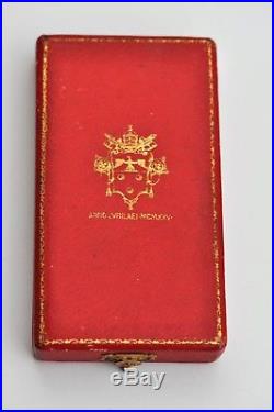 Vatican Croix du Bénémerenti, année sainte 1925, dans son écrin d'origine
