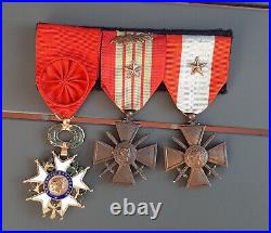 WW2 Placard Médailles Officier LH CROIX GUERRE 1939 FFL France Libre ORIGINAL